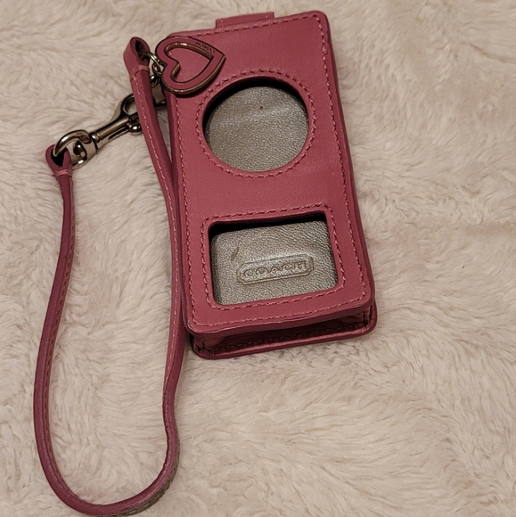 Pink Coach Case for Nano - Picture 6 of 7
